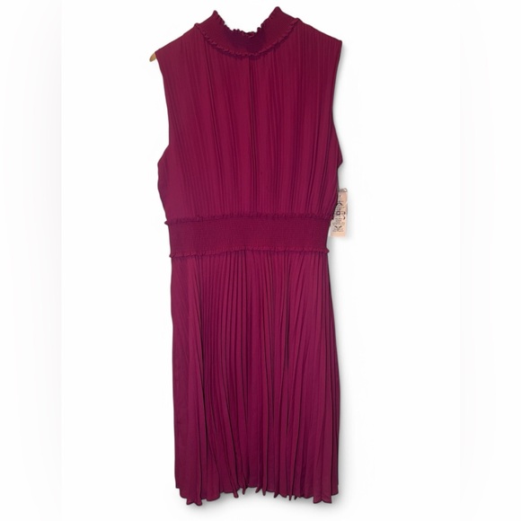 Nanette Lepore Sleeveless Pleated Blouson Smocked Waist Dress Bali‎ Orchid 18W - Picture 1 of 8
